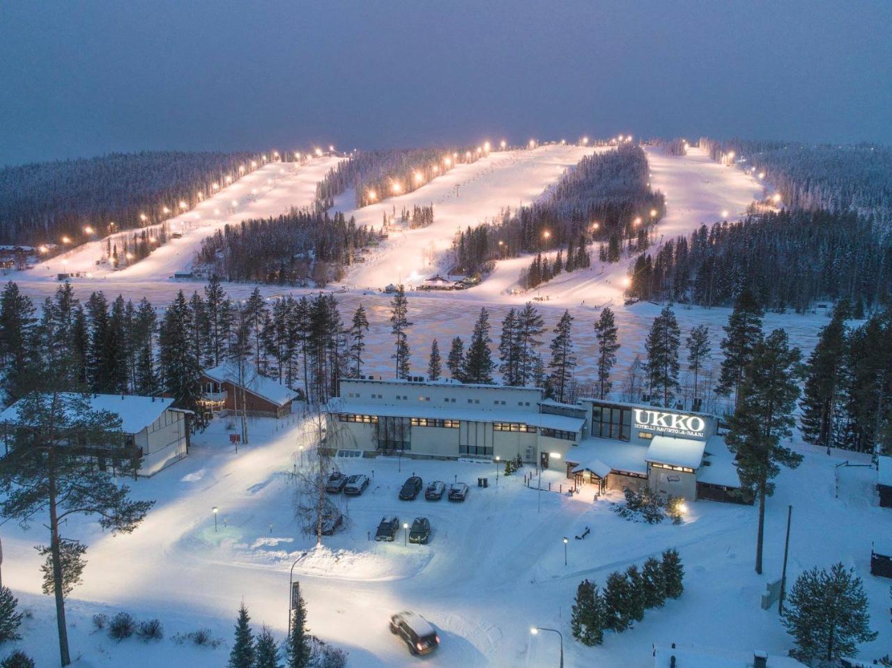 Ukko Hotel Tahko Buitenkant foto